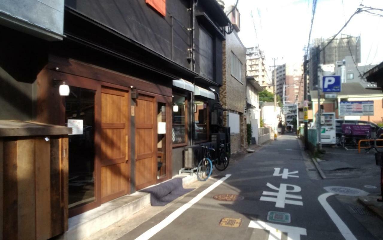 FukuokaKoryou GuestHouse Fukuoka  Eksteriør billede